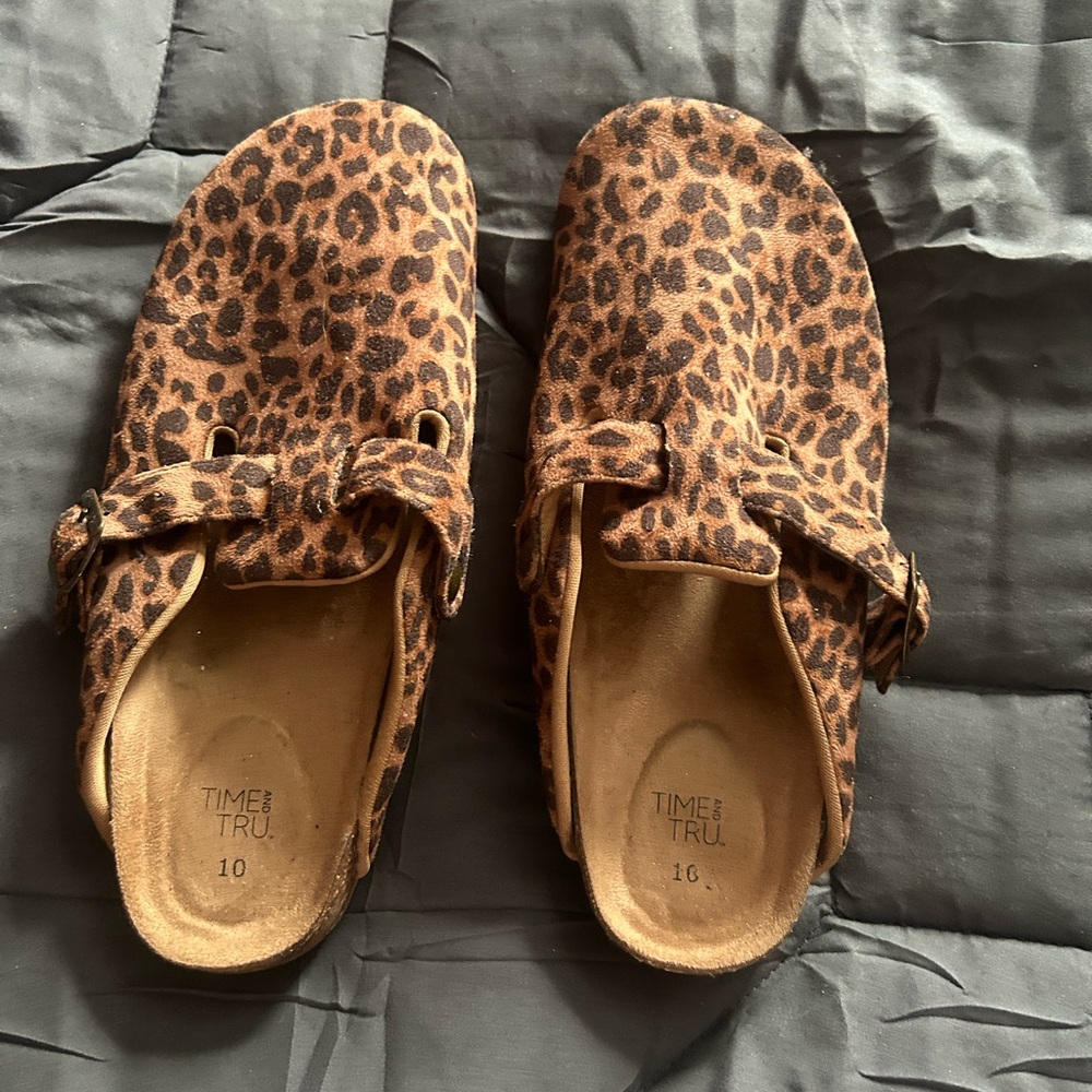 Time and Tru Brown Leopard Slip-On Shoes